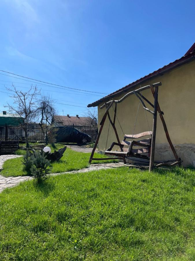 У Михайла Bed and Breakfast Τρούσκαβετς Εξωτερικό φωτογραφία